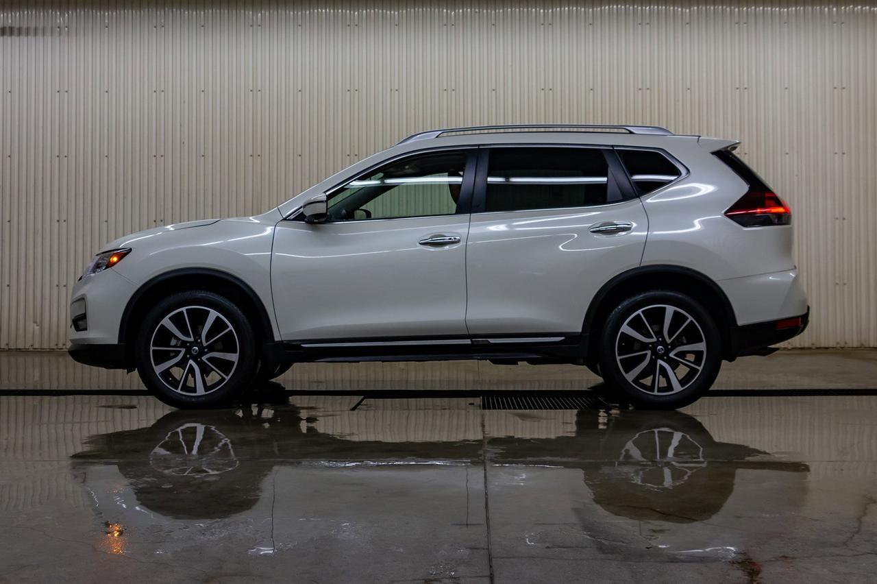 2018 Nissan Rogue AWD SL Leather Roof Nav Red Deer AB
