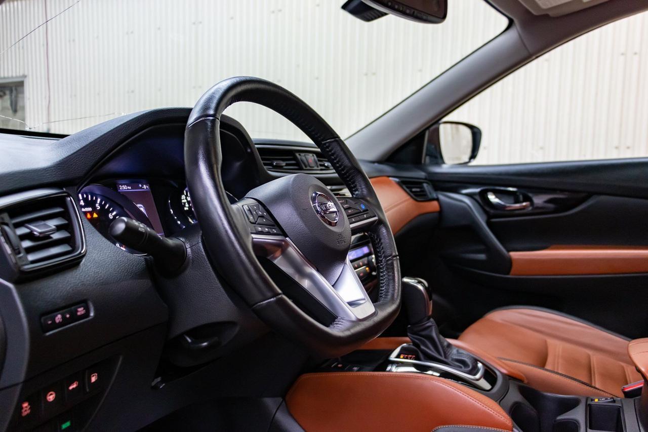 2018 Nissan Rogue AWD SL Leather Roof Nav Red Deer AB
