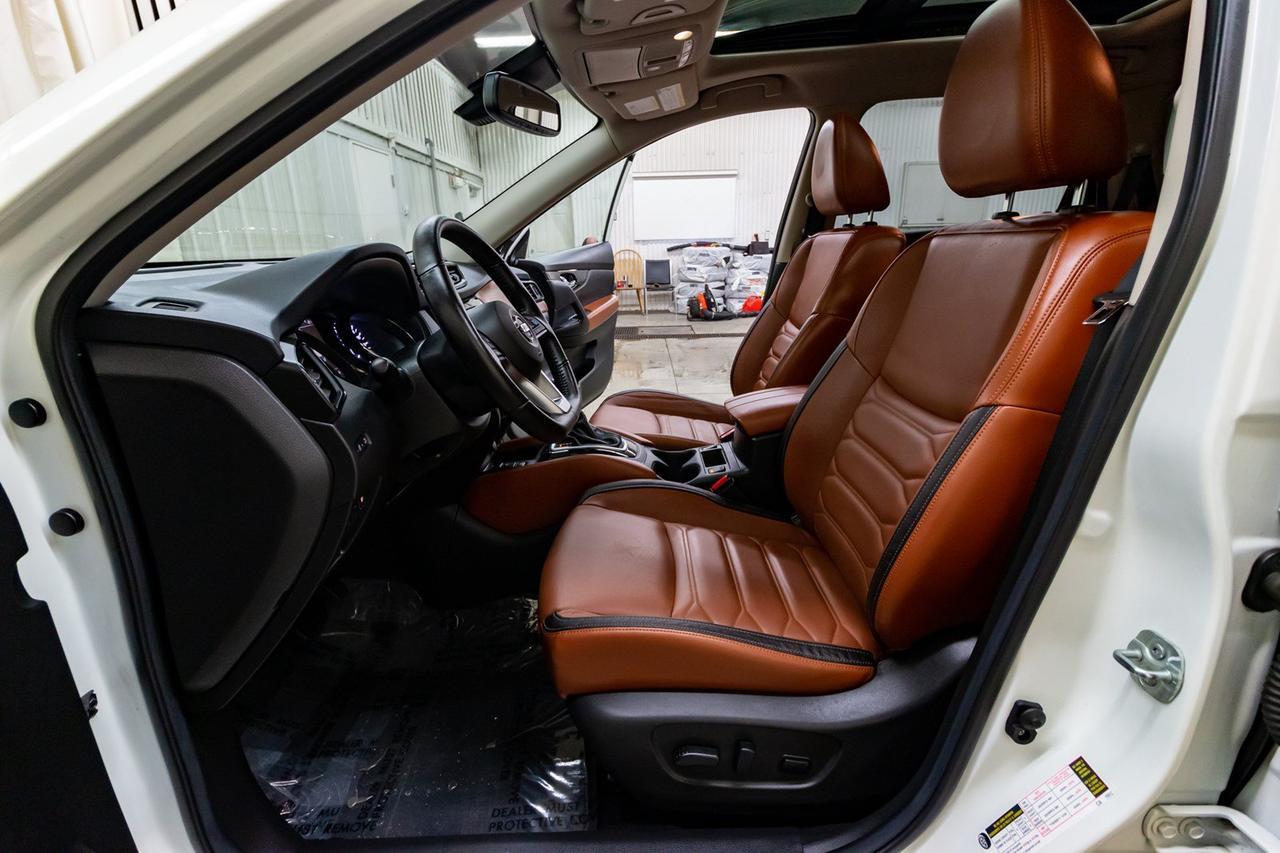 2018 Nissan Rogue AWD SL Leather Roof Nav Red Deer AB