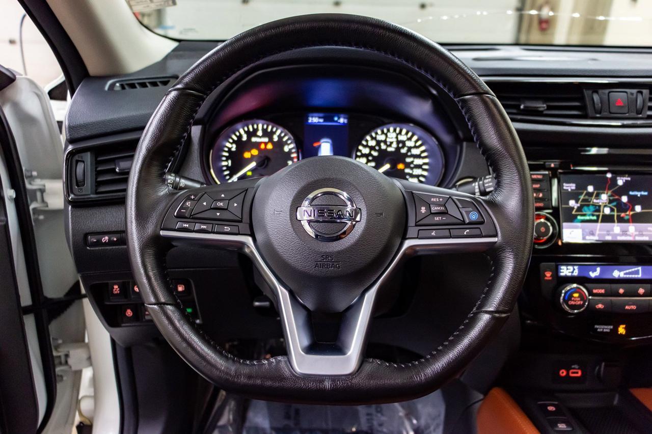 2018 Nissan Rogue AWD SL Leather Roof Nav Red Deer AB