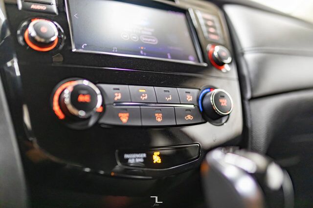 2018 Nissan Rogue AWD SV BCam Heated Seats Red Deer AB