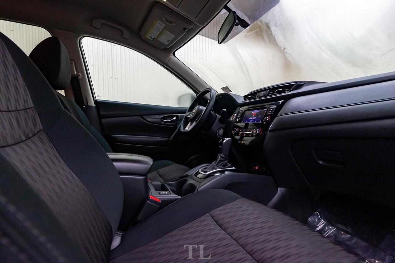 2018 Nissan Rogue AWD SV BCam Red Deer AB