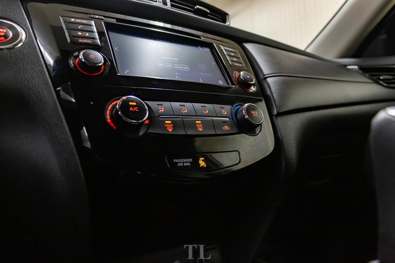 2018 Nissan Rogue AWD SV BCam Red Deer AB