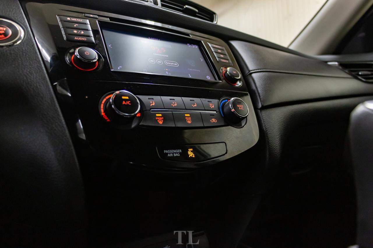 2018 Nissan Rogue AWD SV BCam Red Deer AB