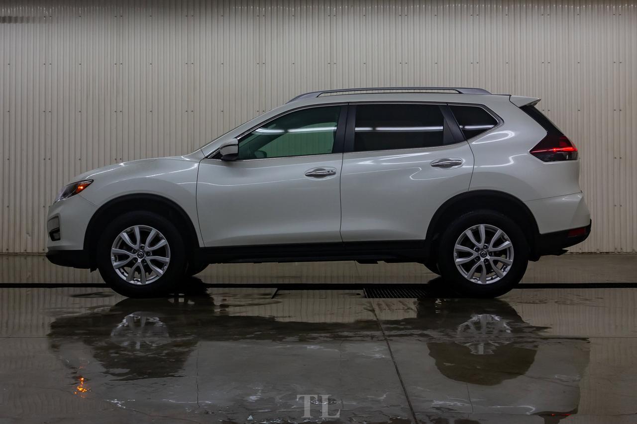2018 Nissan Rogue AWD SV BCam Red Deer AB