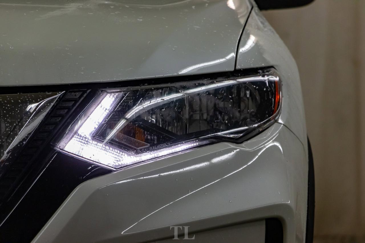 2018 Nissan Rogue AWD SV BCam Red Deer AB