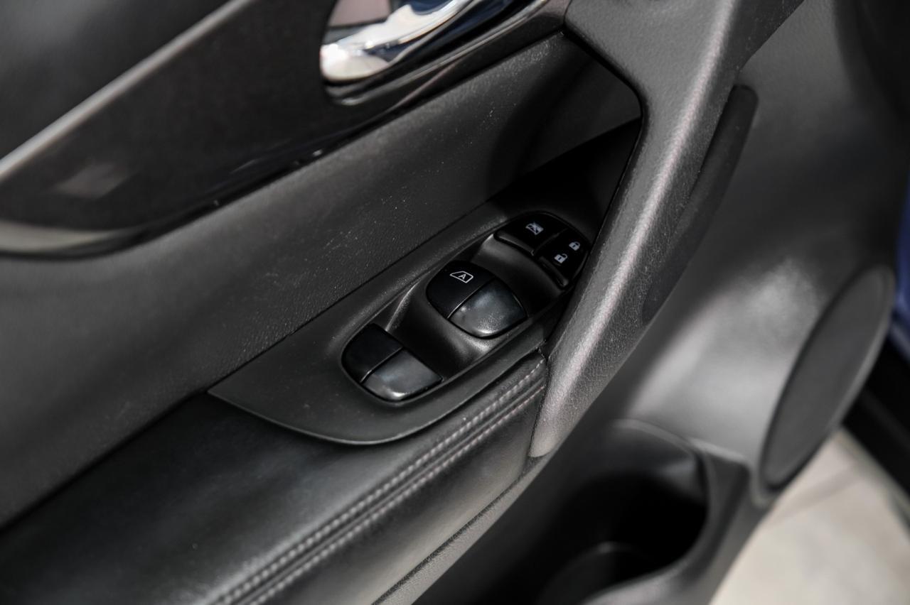 2018 Nissan Rogue S BLIND SPOT REAR CROSS TRAFFIC ALERT AUTOMATIC EMERGENCY BRAKIN Carrollton TX