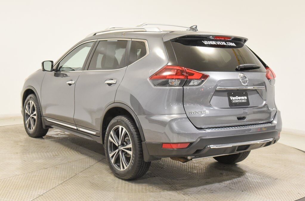 2018 Nissan Rogue SL Akron
