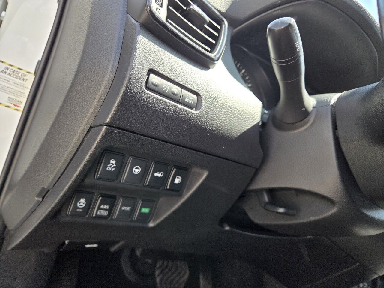 2018 Nissan Rogue SL Charlton MA