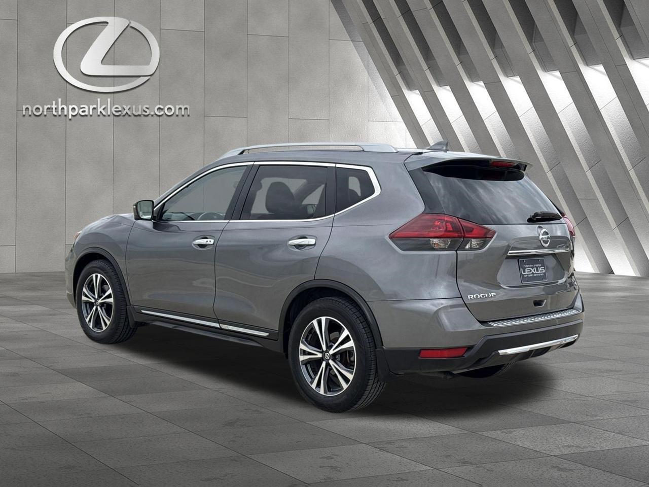 2018 Nissan Rogue SL