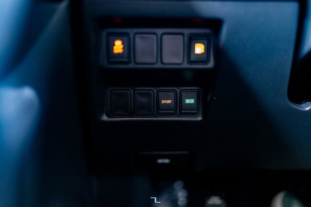 2018 Nissan Rogue SV BCam Red Deer AB