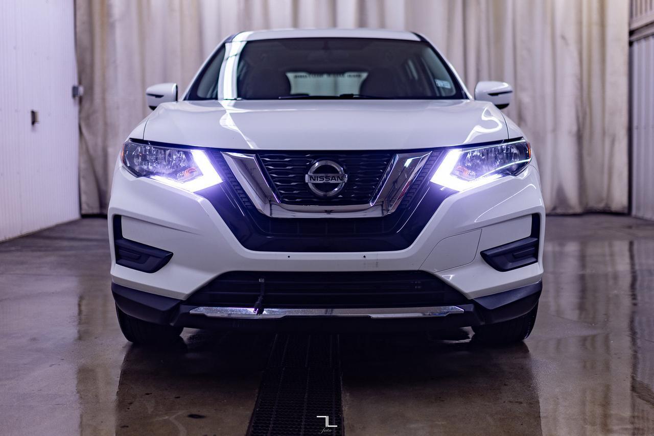 2018 Nissan Rogue SV BCam Red Deer AB
