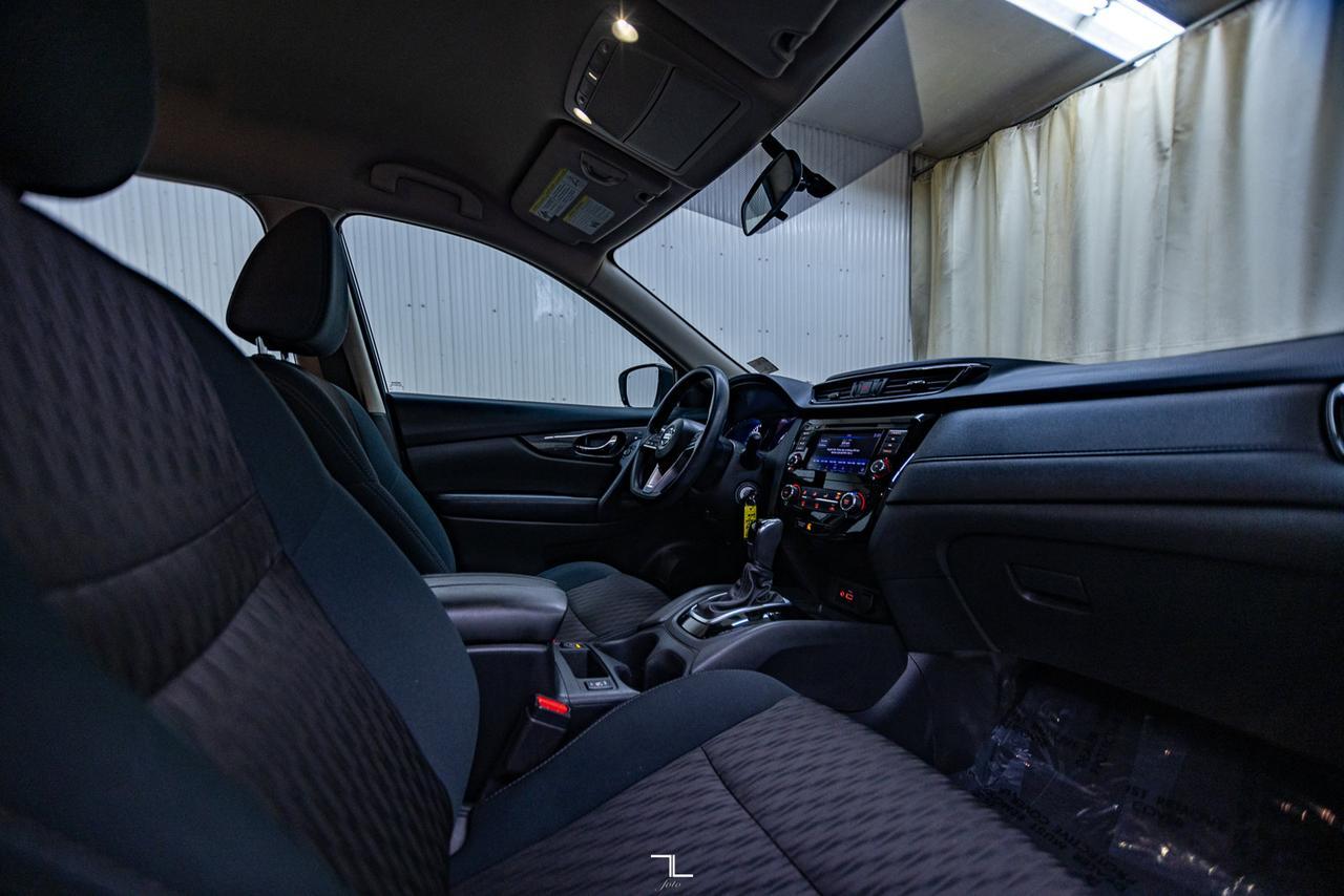 2018 Nissan Rogue SV BCam Red Deer AB