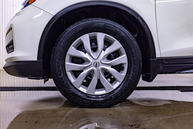 2018 Nissan Rogue SV BCam Red Deer AB