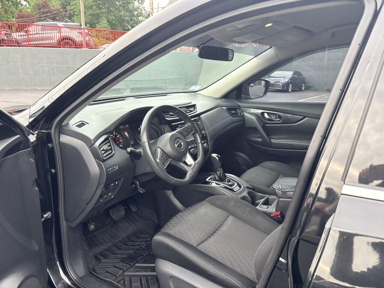 2018 Nissan Rogue SV Fitchburg MA