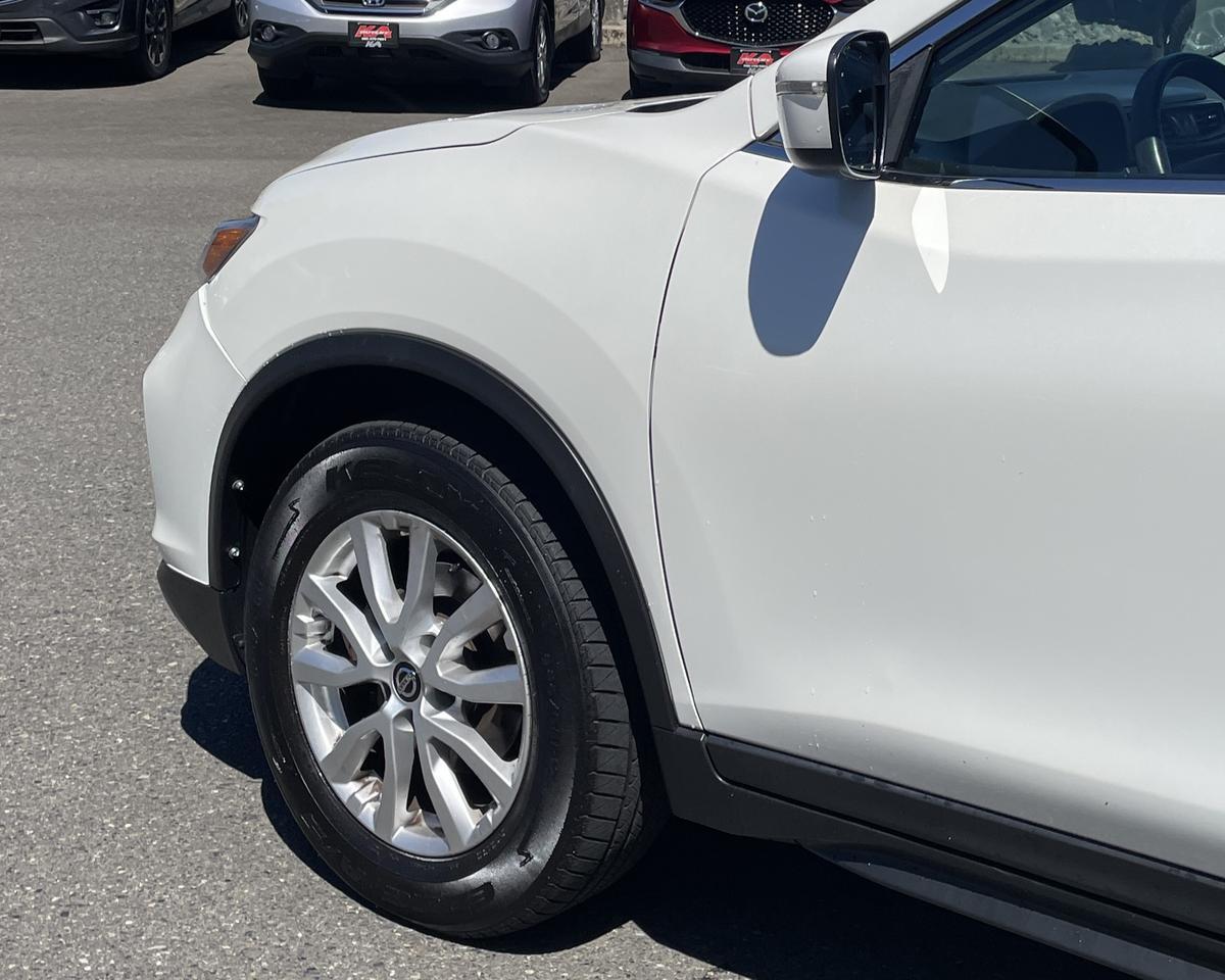 2018 Nissan Rogue SV Sport Utility 4D Port Orchard WA