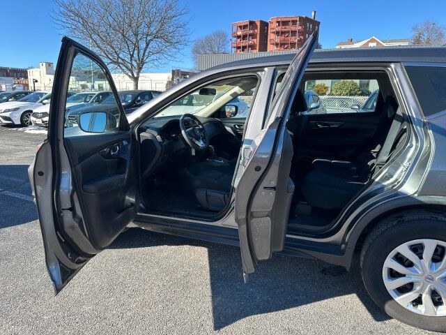 2018 Nissan Rogue SV Worcester MA