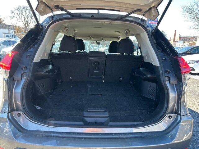 2018 Nissan Rogue SV Worcester MA