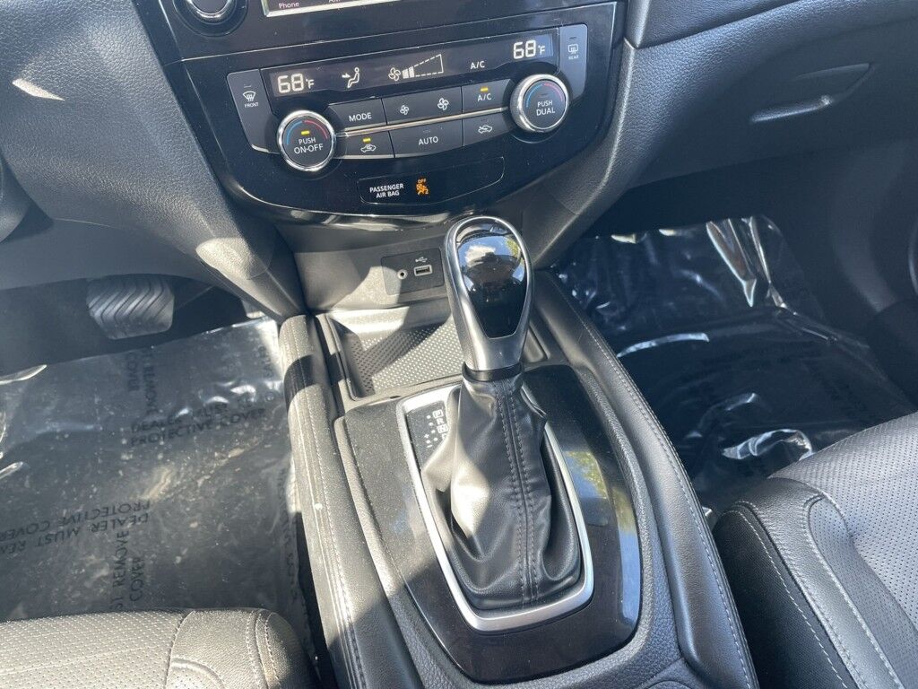 2018 Nissan Rogue SV~NAVIGATION~MEMORY SEATS~ADAPTIVE CRUISE CONTROL~ONLINE FINANC Sarasota FL