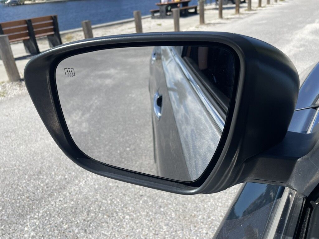 2018 Nissan Rogue SV~NAVIGATION~MEMORY SEATS~ADAPTIVE CRUISE CONTROL~ONLINE FINANC Sarasota FL