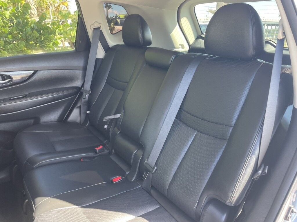 2018 Nissan Rogue SV~NAVIGATION~MEMORY SEATS~ADAPTIVE CRUISE CONTROL~ONLINE FINANC Sarasota FL