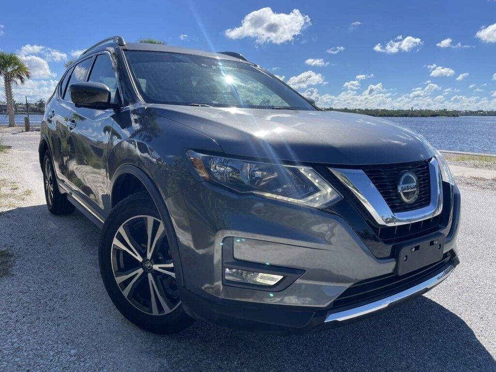 2018 Nissan Rogue SV~NAVIGATION~MEMORY SEATS~ADAPTIVE CRUISE CONTROL~ONLINE FINANC Sarasota FL
