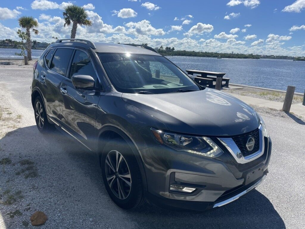 2018 Nissan Rogue SV~NAVIGATION~MEMORY SEATS~ADAPTIVE CRUISE CONTROL~ONLINE FINANC