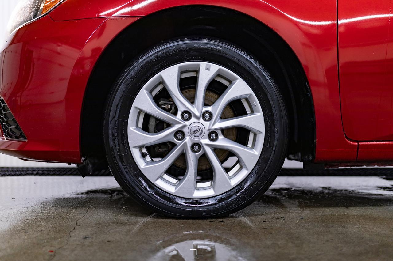 2018 Nissan Sentra SV Roof BCam Red Deer AB