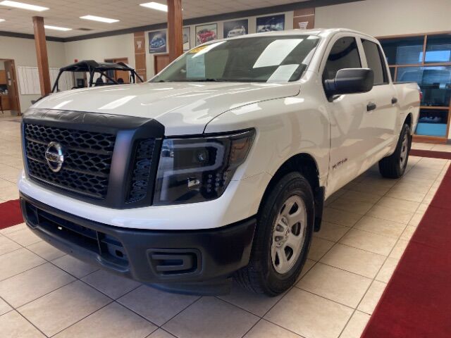 2018 Nissan TITAN S