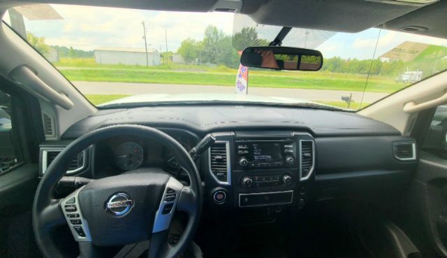 2018 Nissan TITAN S Gaston SC