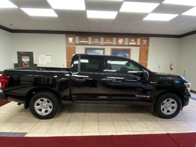 2018 Nissan TITAN S Short Bed