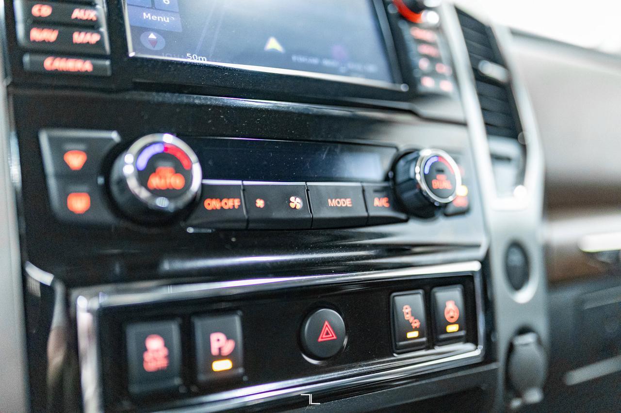 2018 Nissan Titan 4x4 Crew Cab Platinum Reserve Leather Nav BCam Red Deer AB