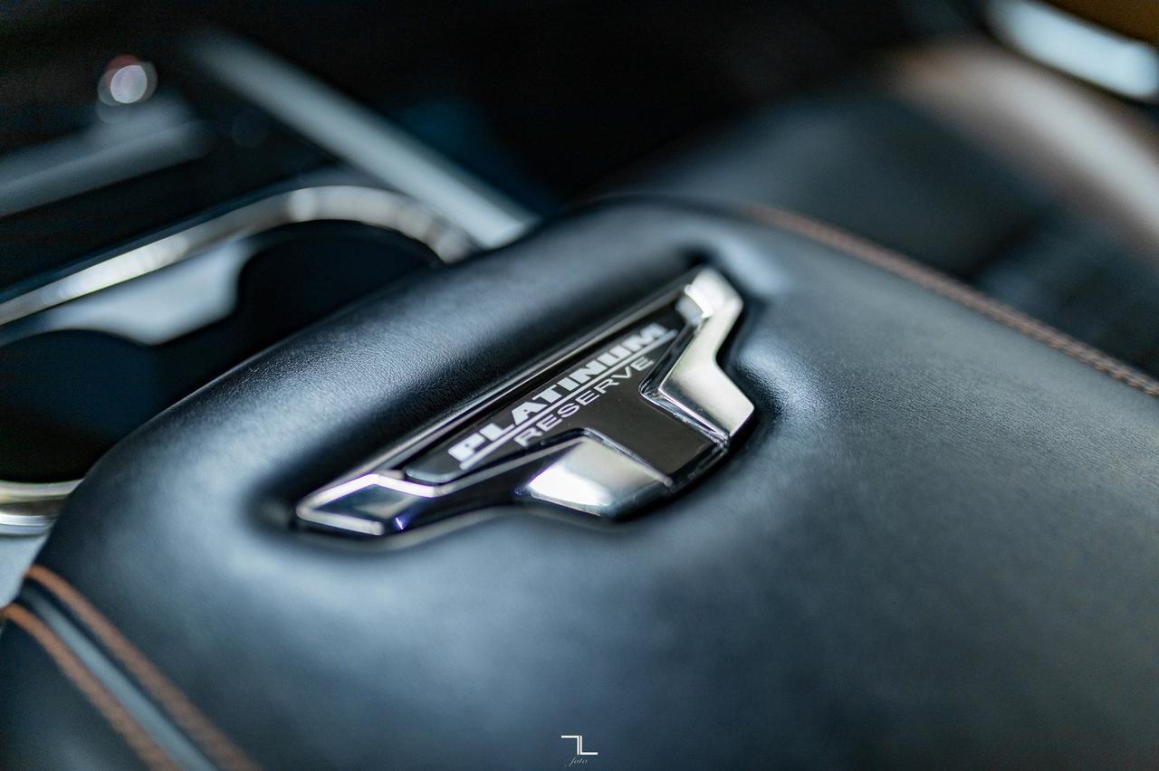 2018 Nissan Titan 4x4 Crew Cab Platinum Reserve Leather Nav BCam Red Deer AB