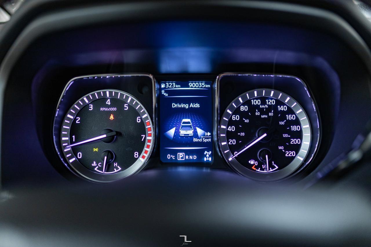 2018 Nissan Titan 4x4 Crew Cab Platinum Reserve Leather Nav BCam Red Deer AB