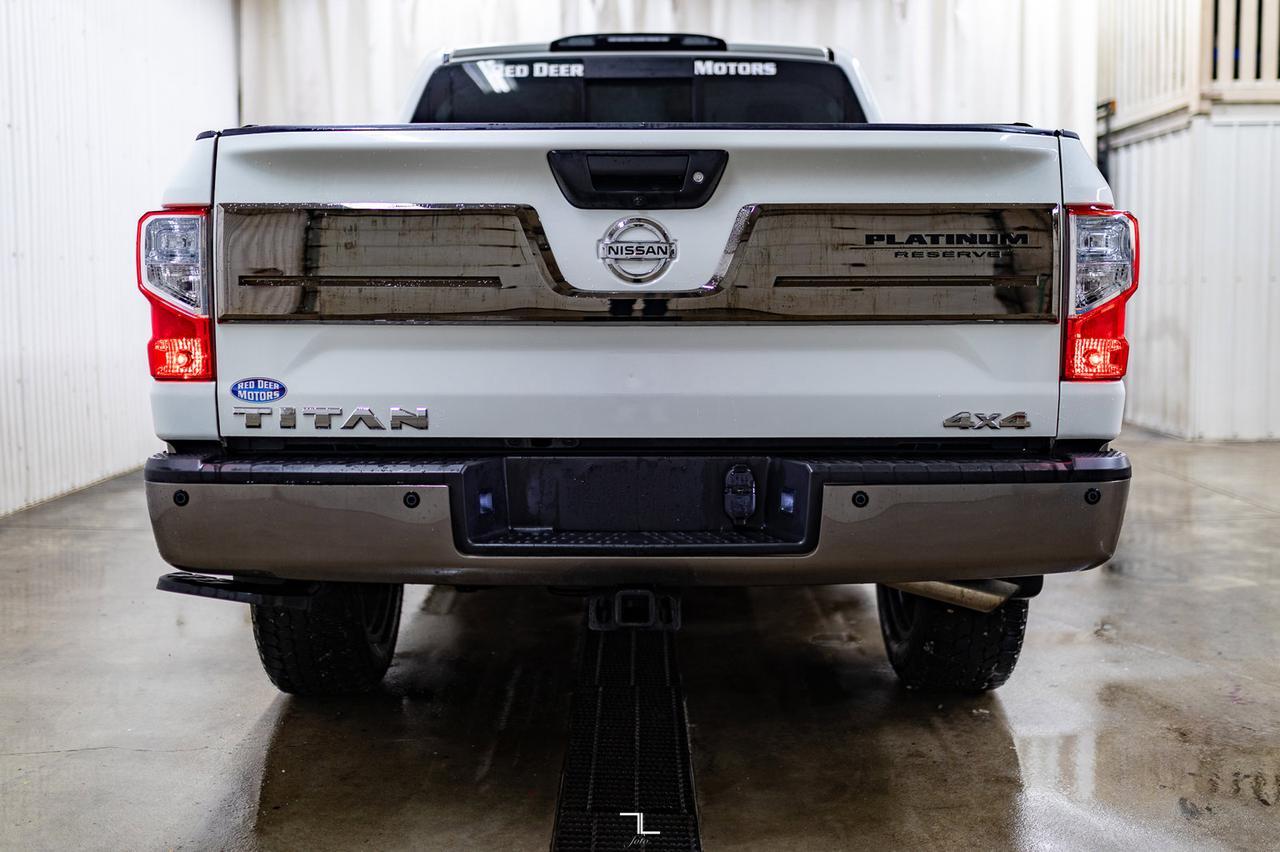 2018 Nissan Titan 4x4 Crew Cab Platinum Reserve Leather Nav BCam Red Deer AB