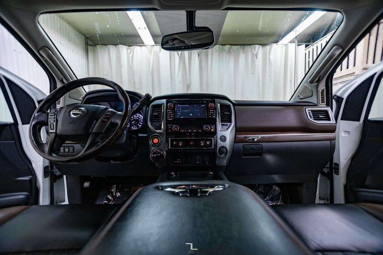 2018 Nissan Titan 4x4 Crew Cab Platinum Reserve Leather Nav BCam Red Deer AB
