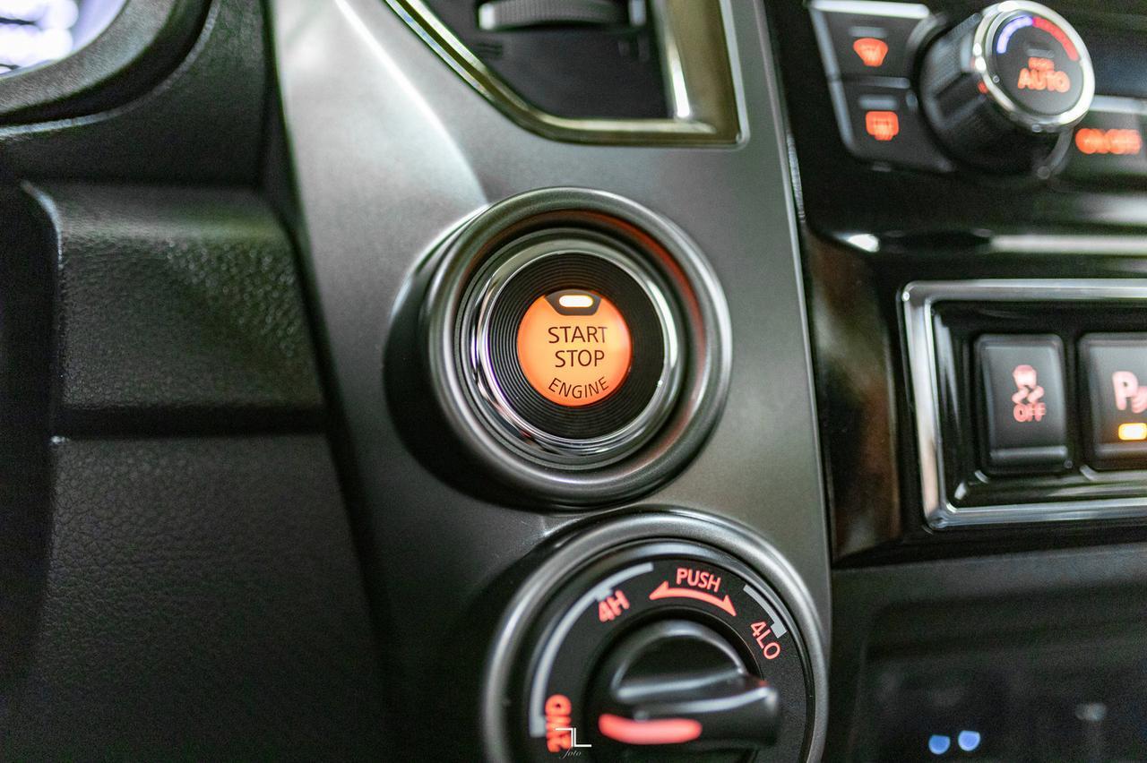 2018 Nissan Titan 4x4 Crew Cab Platinum Reserve Leather Nav BCam Red Deer AB