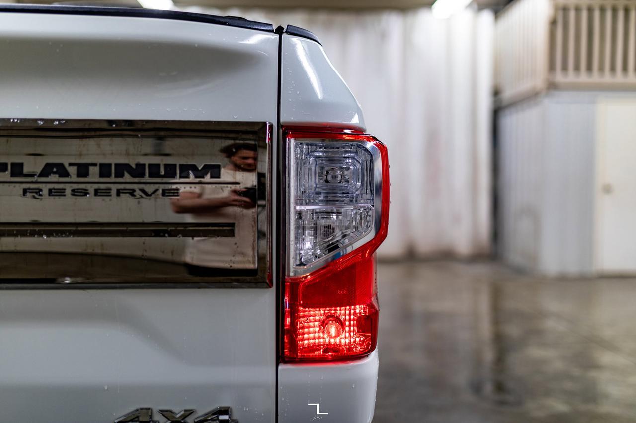 2018 Nissan Titan 4x4 Crew Cab Platinum Reserve Leather Nav BCam Red Deer AB