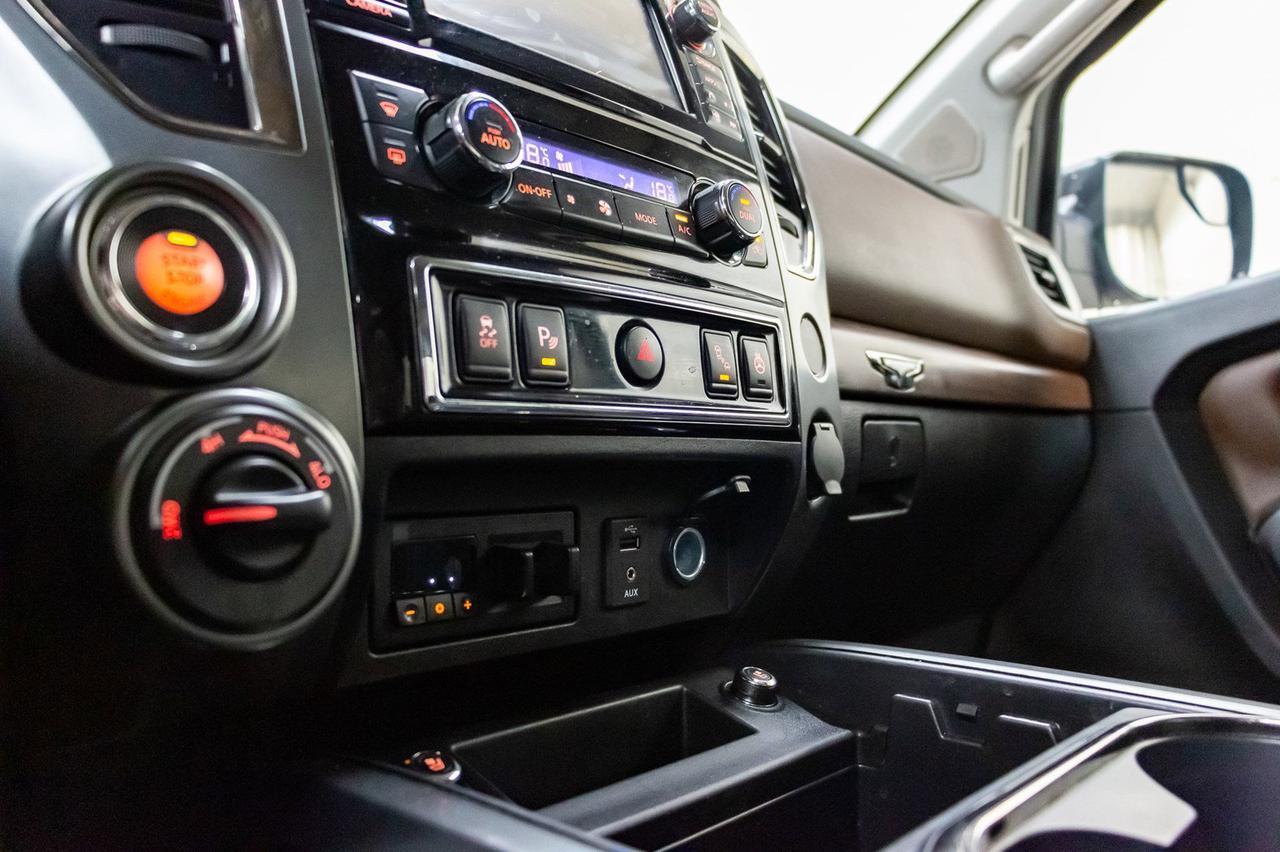 2018 Nissan Titan 4x4 Crew Cab Platinum Reserve Leather Nav Bcam Red Deer AB