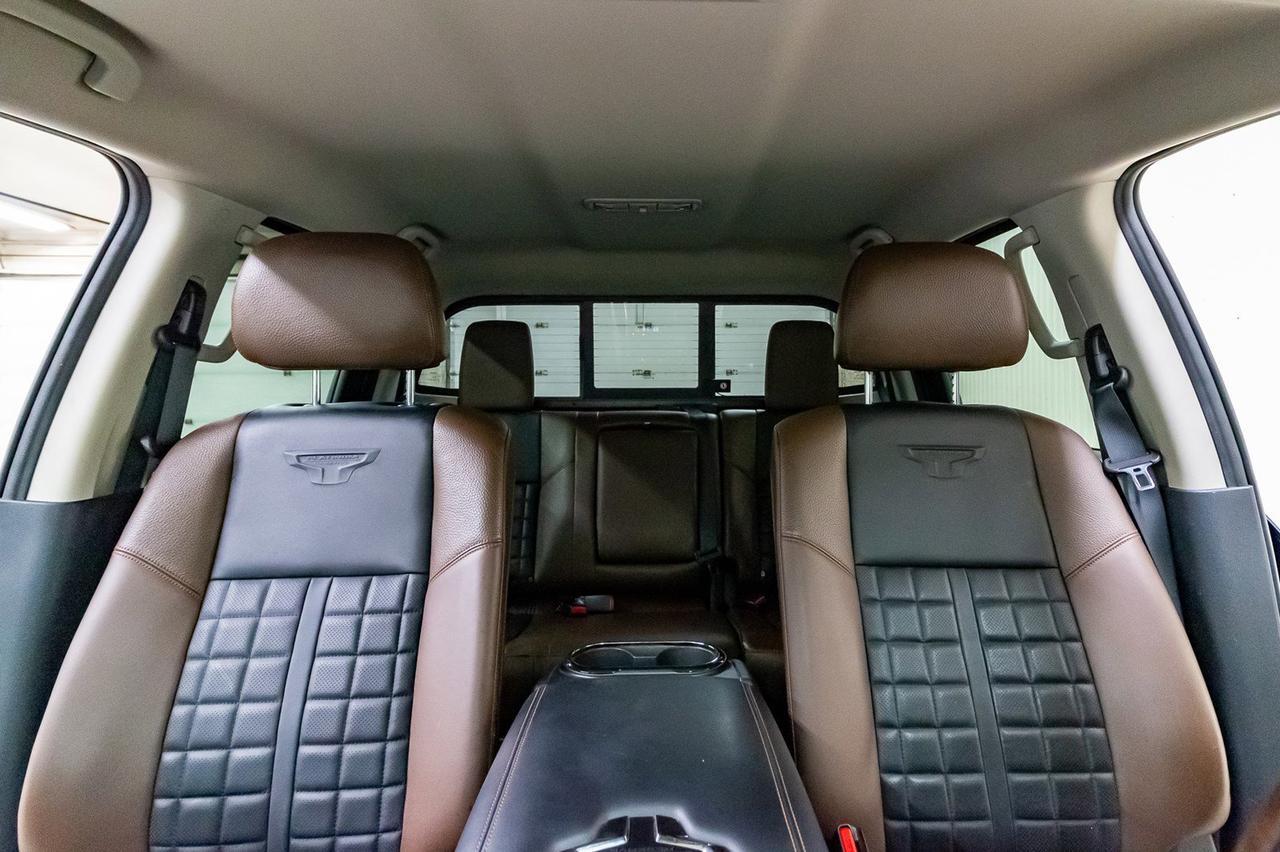 2018 Nissan Titan 4x4 Crew Cab Platinum Reserve Leather Nav Bcam Red Deer AB