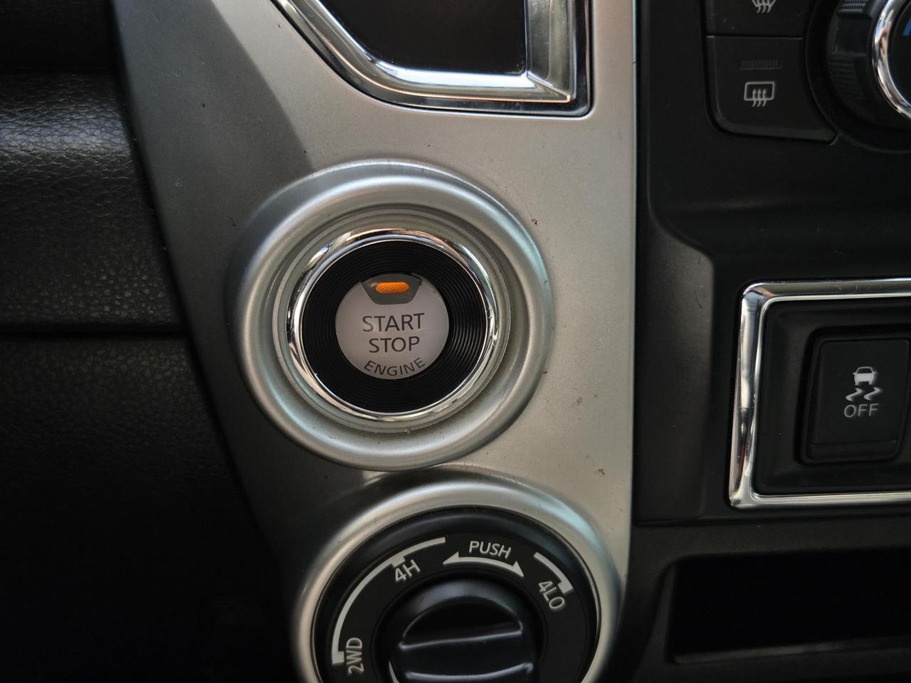 2018 Nissan Titan 4x4 Crew Cab SL Beeville TX