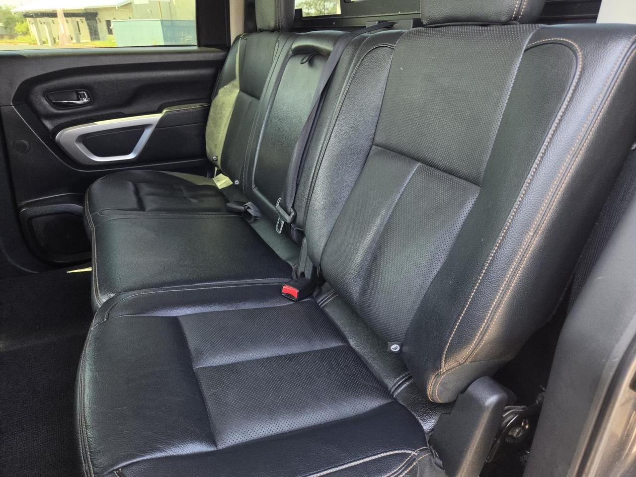 2018 Nissan Titan 4x4 Crew Cab SL Beeville TX