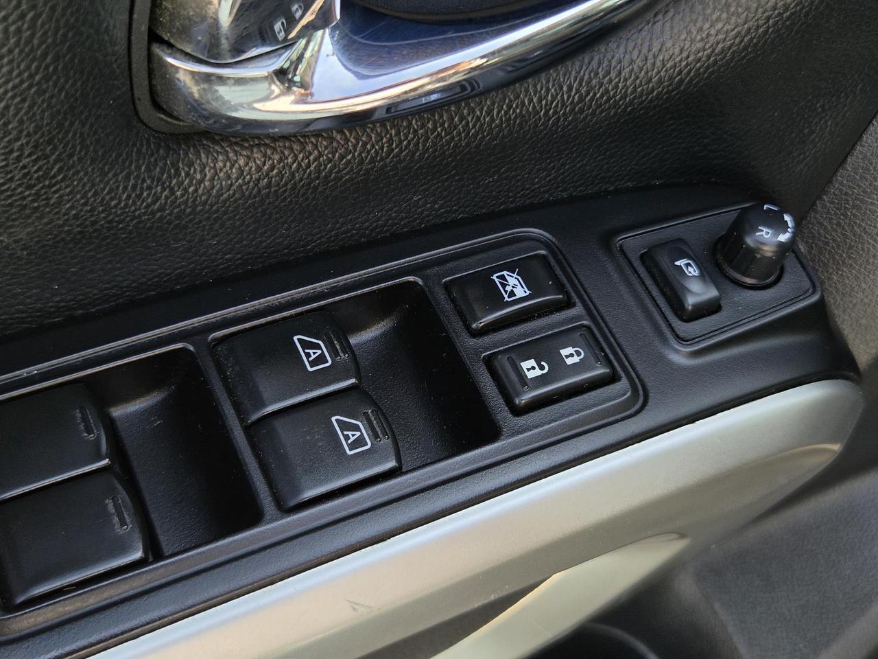 2018 Nissan Titan 4x4 Crew Cab SL Beeville TX