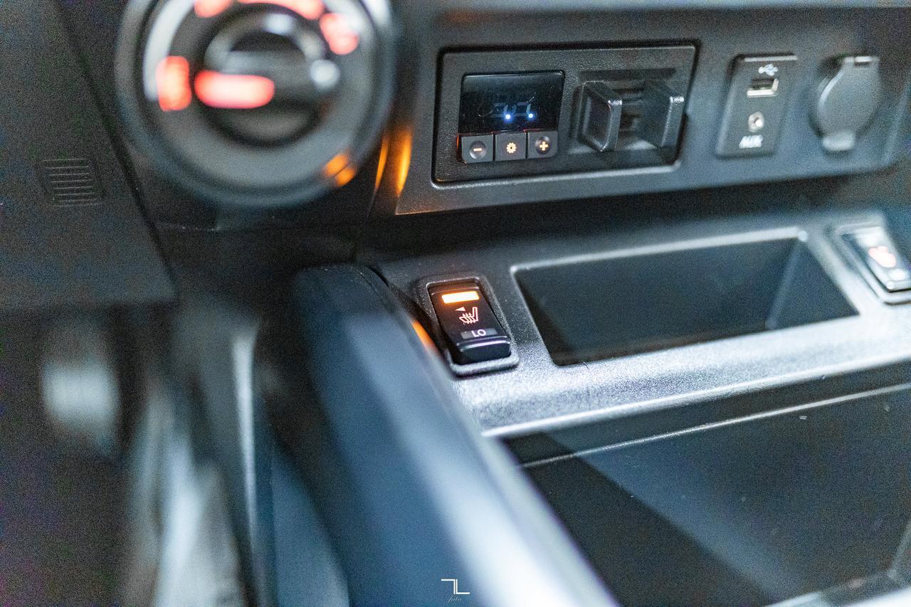 2018 Nissan Titan 4x4 Crew Cab SV Midnight Edition Nav BCam Red Deer AB