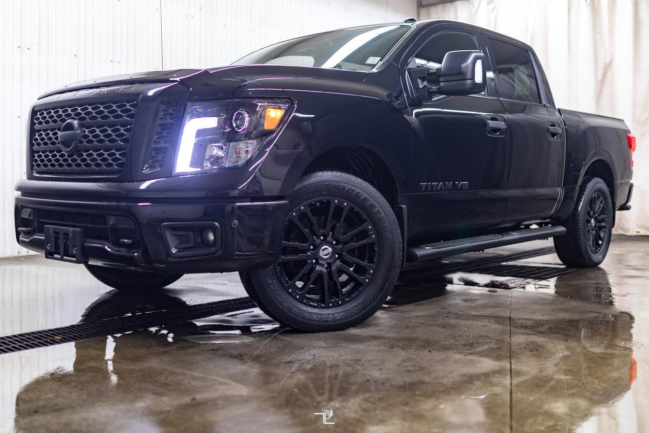 2018 Nissan Titan 4x4 Crew Cab SV Midnight Edition Nav BCam Red Deer AB