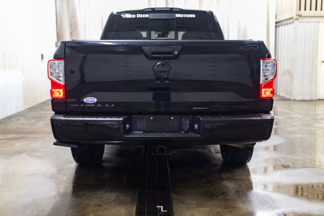2018 Nissan Titan 4x4 Crew Cab SV Midnight Edition Nav BCam Red Deer AB