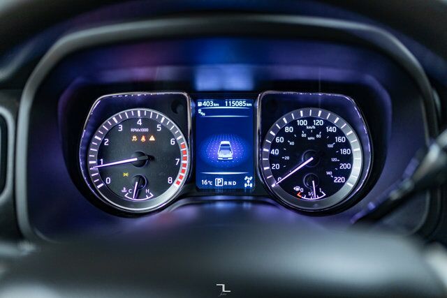 2018 Nissan Titan 4x4 Crew Cab SV Midnight Edition Nav BCam Red Deer AB