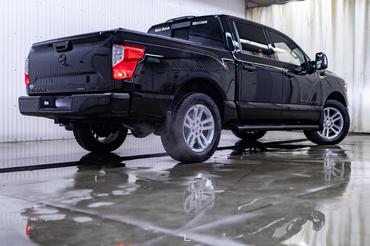 2018 Nissan Titan 4x4 Crew Cab SV Midnight Nav BCam Red Deer AB