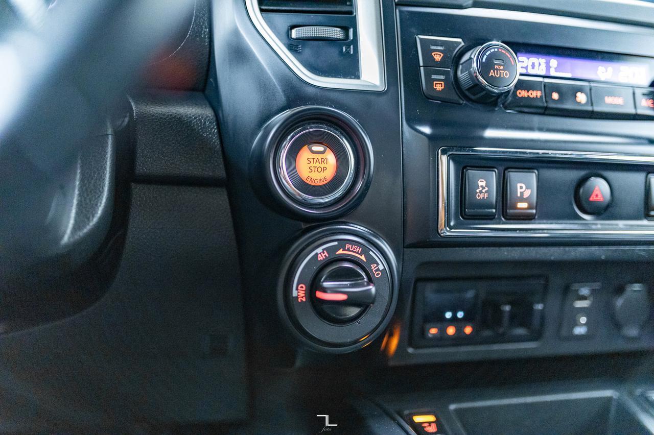 2018 Nissan Titan 4x4 Crew Cab SV Midnight Nav BCam Red Deer AB