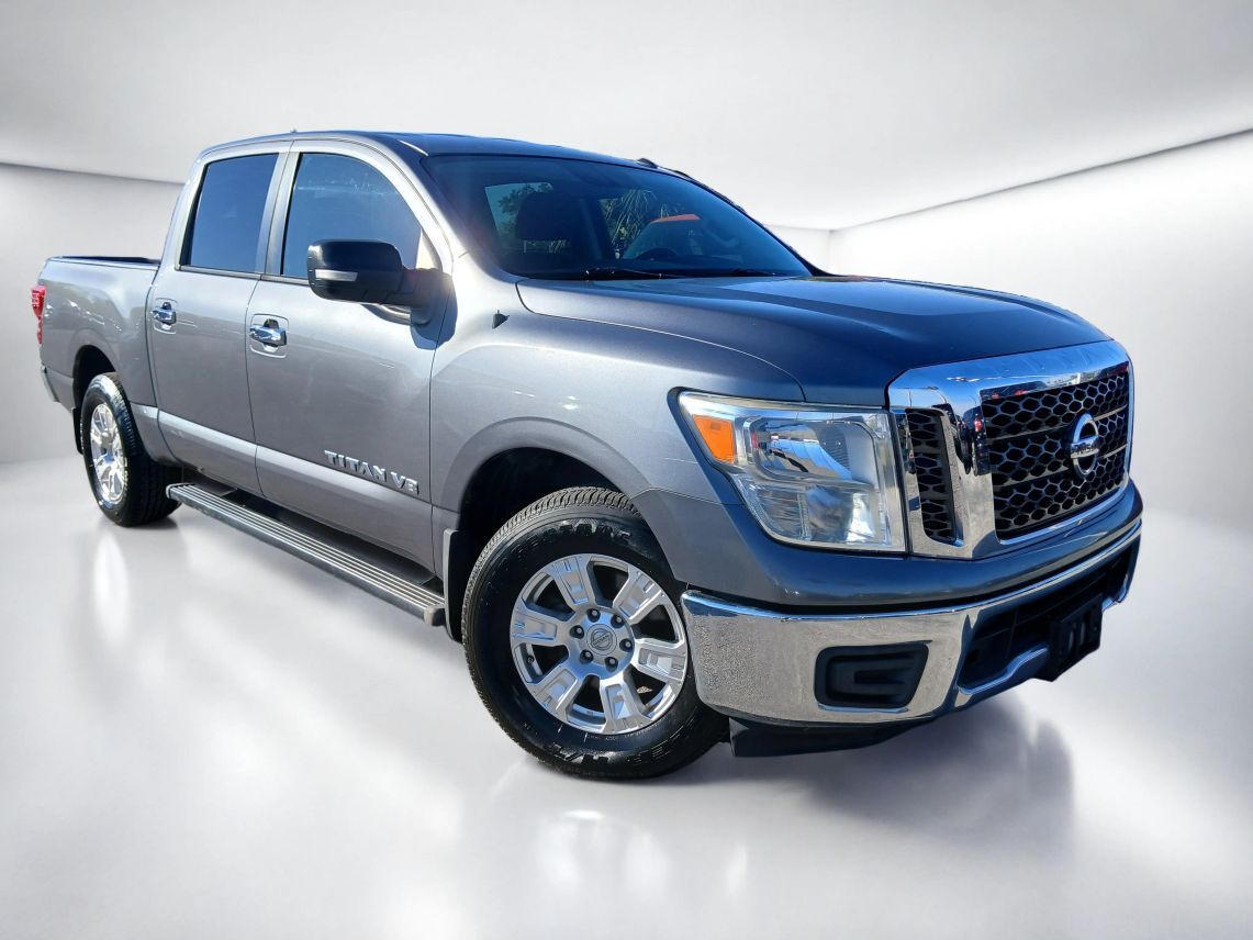 2018 Nissan Titan Crew Cab
